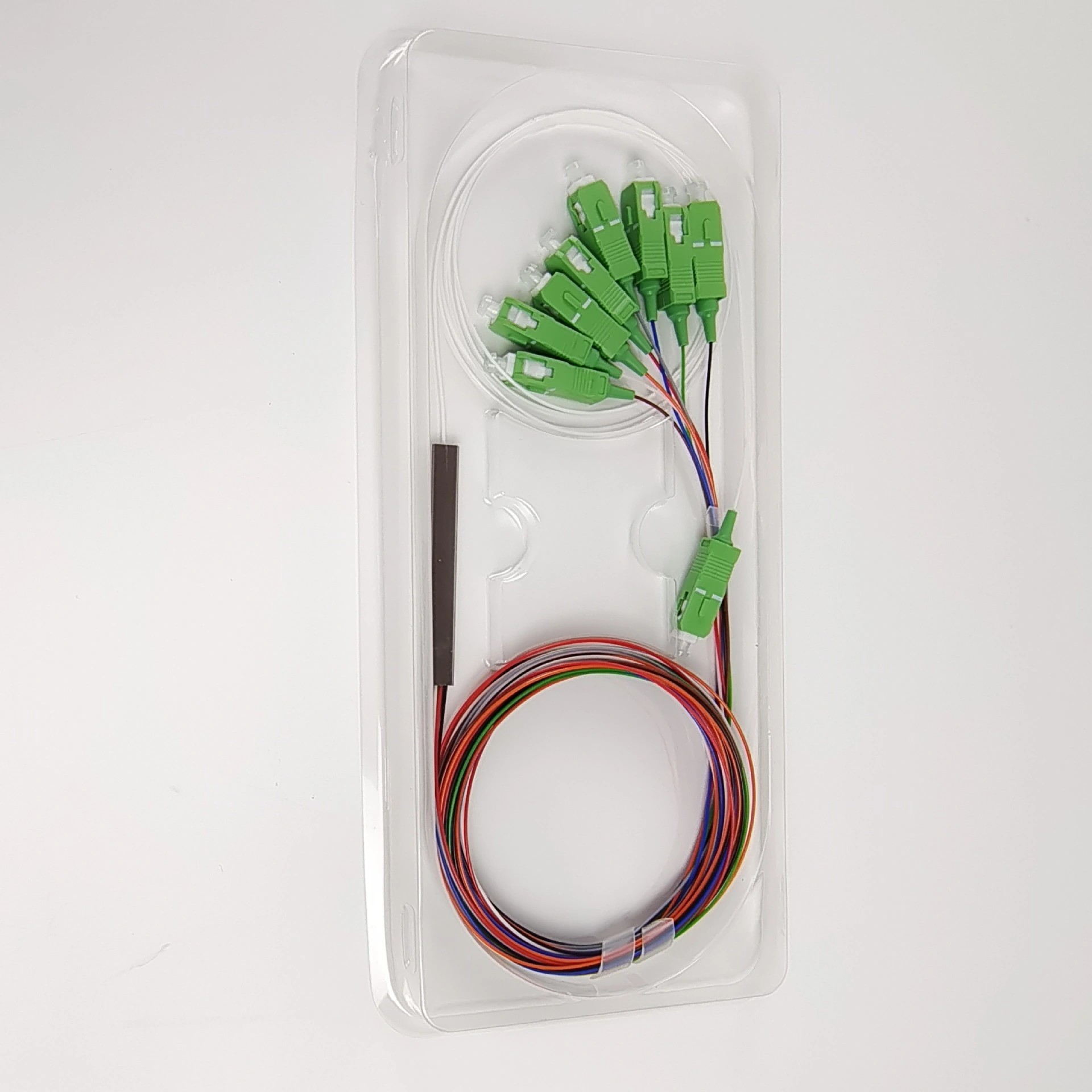 One PLC Splitter 1x8 with green SC/APC connectors packaged in a clear tray