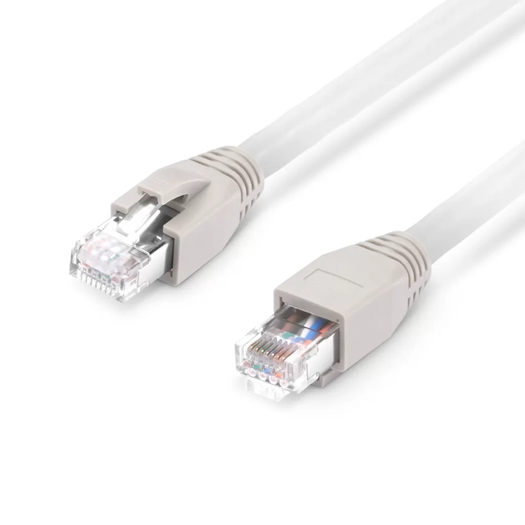 Cable de red Ethernet Cat8 28AWG apantallado sin enganches (S/FTP) de PVC CM, blanco roto