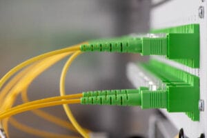 В чем разница между OS2 Singlemode Simplex и OS2 Singlemode Duplex?