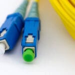 Câble de raccordement fibre optique monomode LC vers LC OS2 : La solution ultime pour un réseau haute vitesse et longue portée